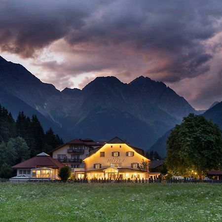 Hotel Bad Salomonsbrunn アンテルセルヴァ・ディ・メッツォ エクステリア 写真