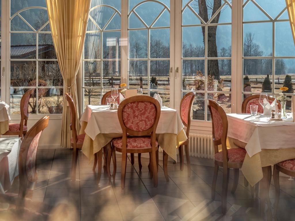 Hotel Bad Salomonsbrunn アンテルセルヴァ・ディ・メッツォ エクステリア 写真